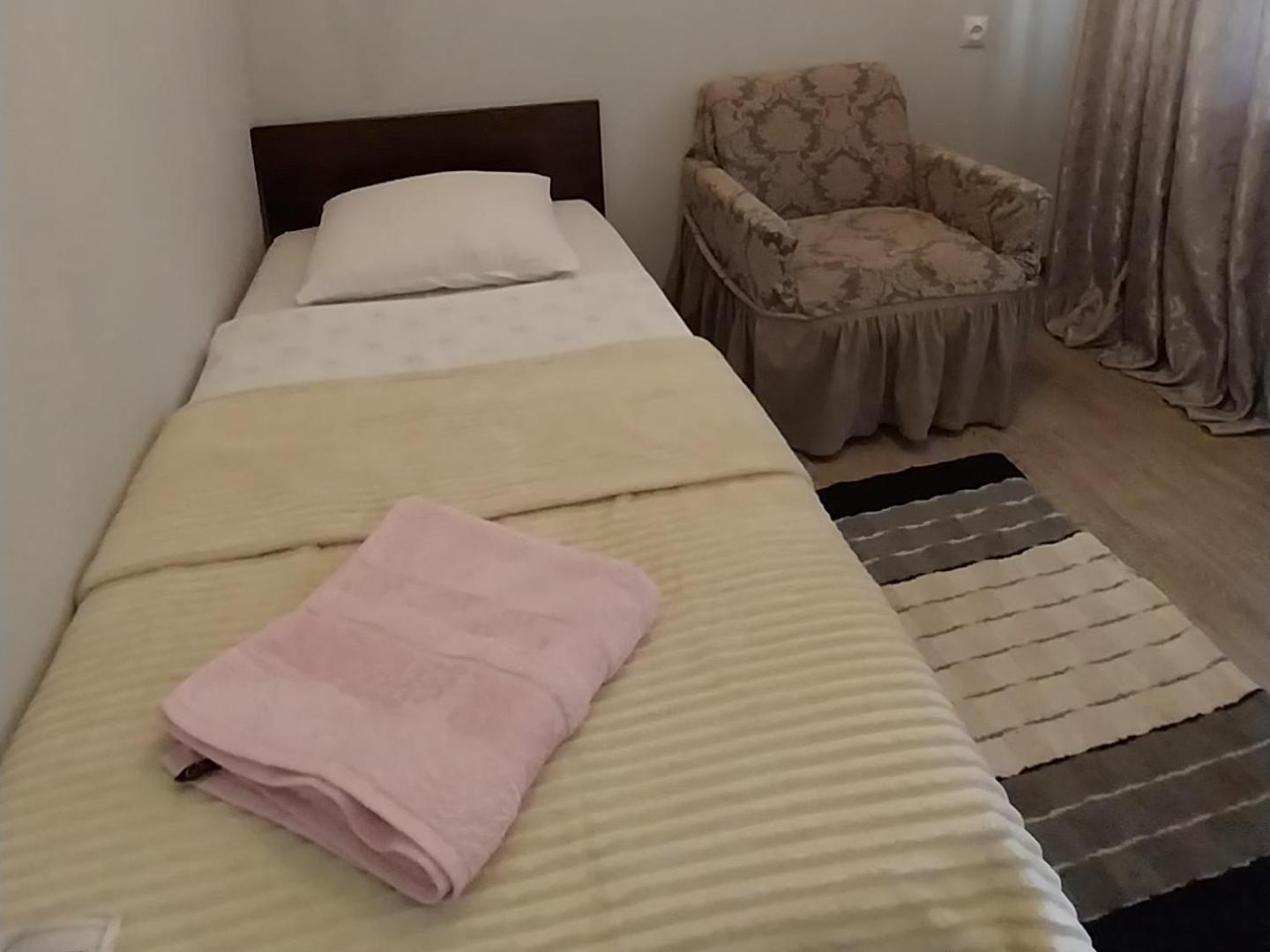 Guesthouse Leno Tsaldashi Chambre photo