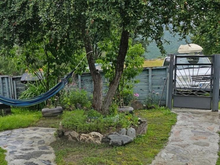 Guesthouse Leno Tsaldashi Extérieur photo